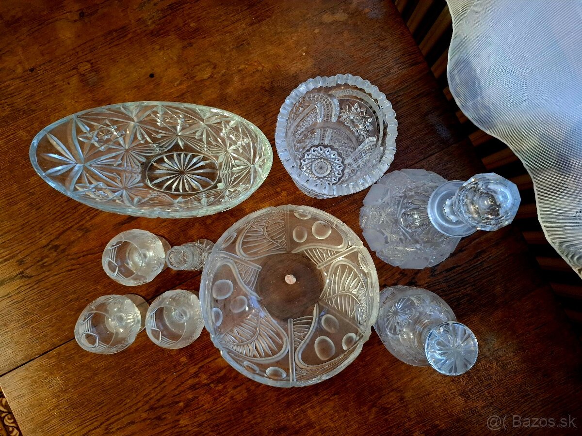 Predam kristalove vazy, misy a pohare - 2