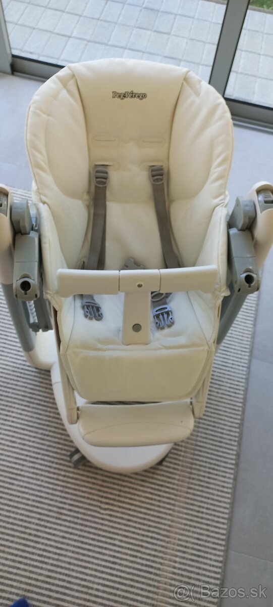 Jedalenska stolicka Peg-Pèrego - 2