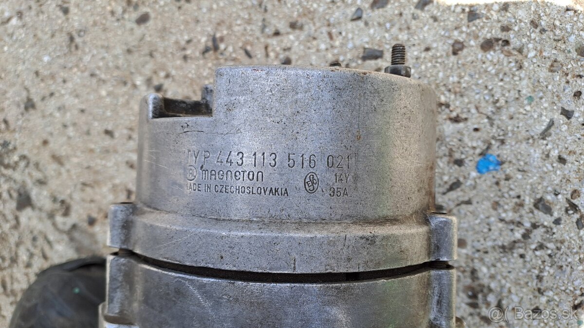 Predám 12V alternator - 2