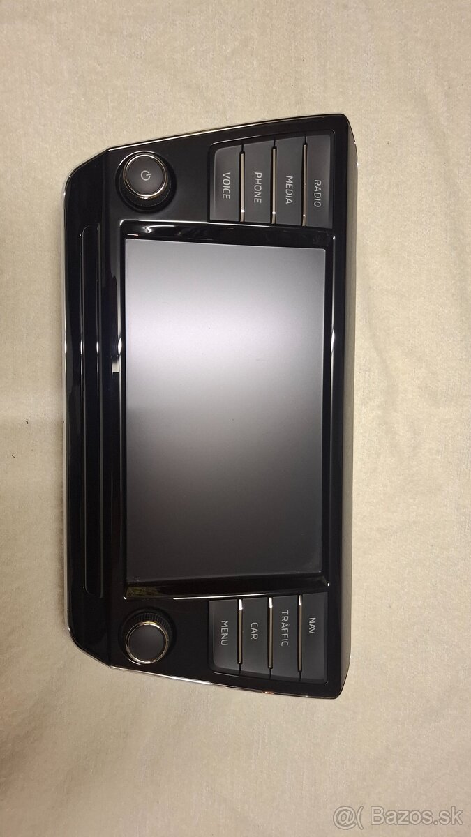 Predám originálne autorádio Škoda Superb III - 2