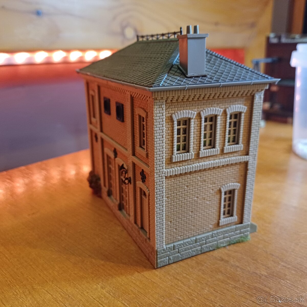 modelova zeleznica HO budova - 2