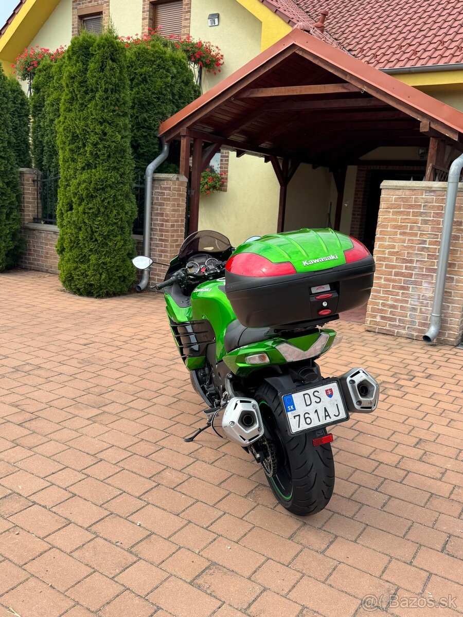 Kawasaki ZZR 1400 - 2