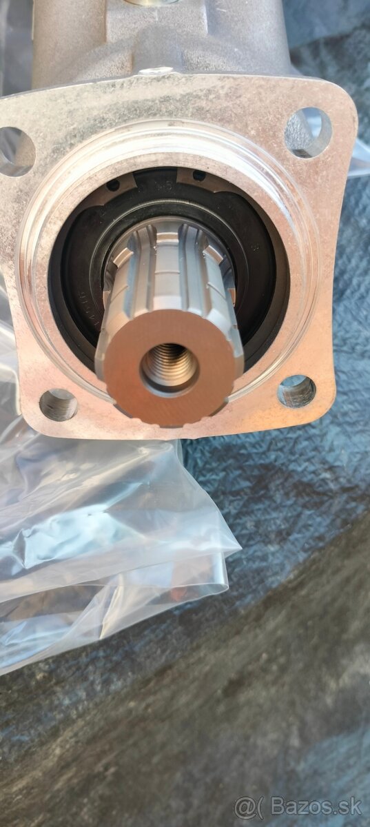 Predám nové hydraulické čerpadlo - 2