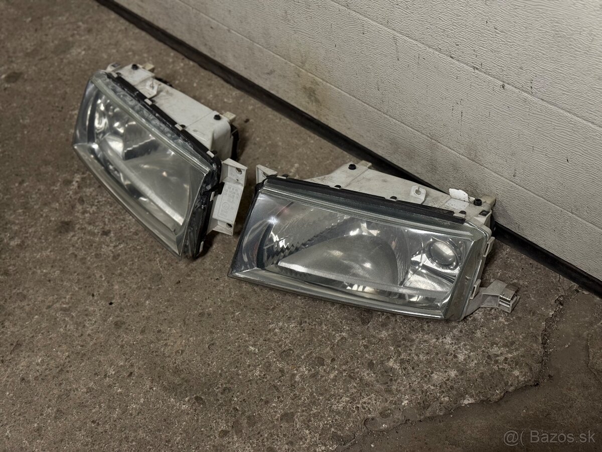 Predám predné svetla škoda Octavia 1 - 2
