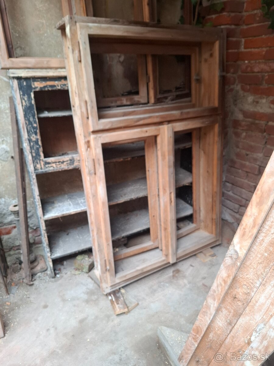 Drevene futrovane okno - 2