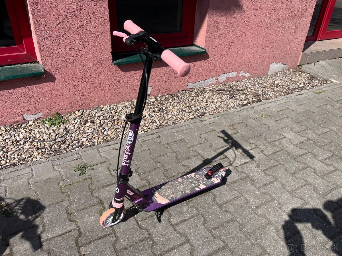 Detska dievcenska kolobezka - 2