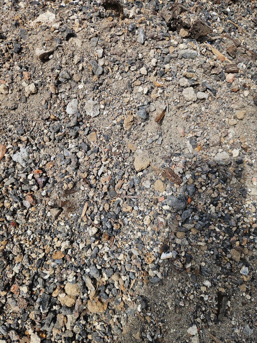 Stavebna sut-Skvara - 2