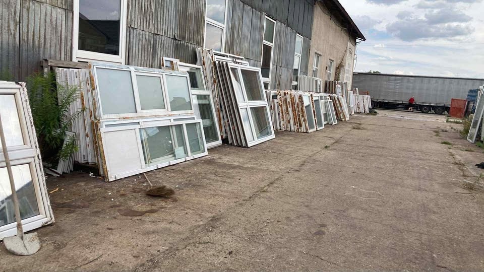 PLASTOVÉ OKNO 2220x2350mm - 2