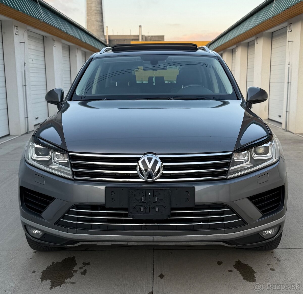 VW Touareg II 3.0 TDI V6 Executive - 2