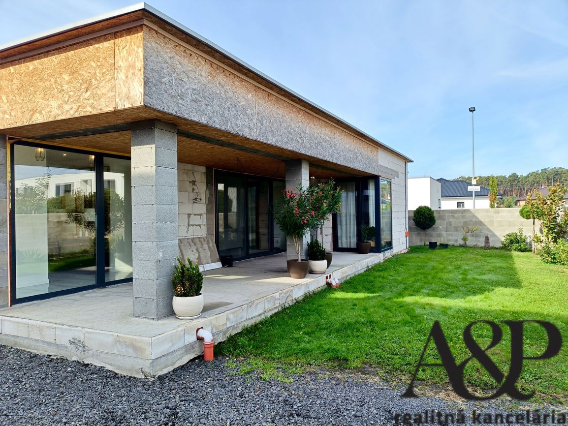 NOVOSTAVBA - 4 IZB. RD, POZEMOK 354M2, KOSTOLIŠTE, okr. MALA - 2