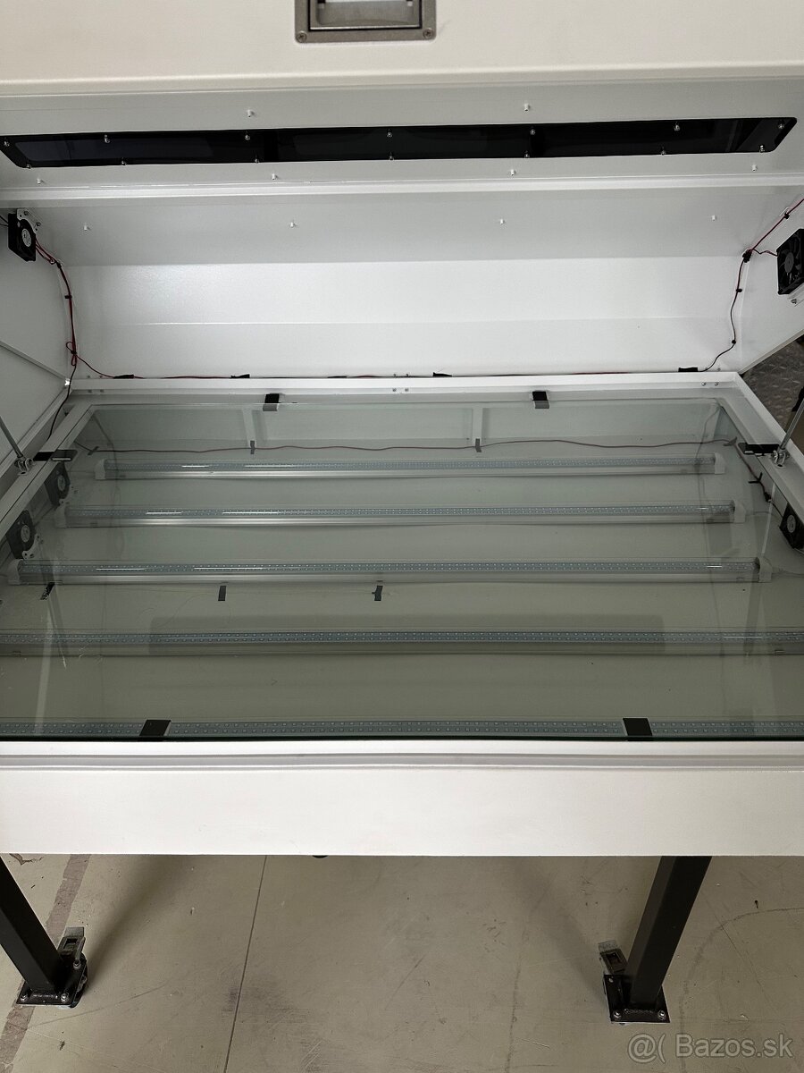 UV vytvrdzovač 80 x 120cm - 2