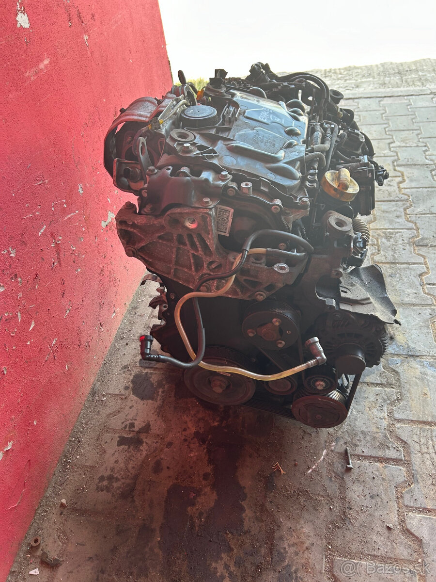 Motor Renault Espace 2,0DCI M9R B8 110KW prodám - 2