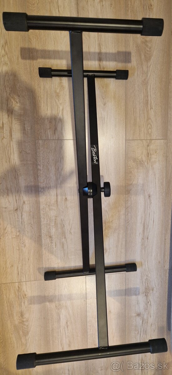 Predam novy stojan na klavesy - 2