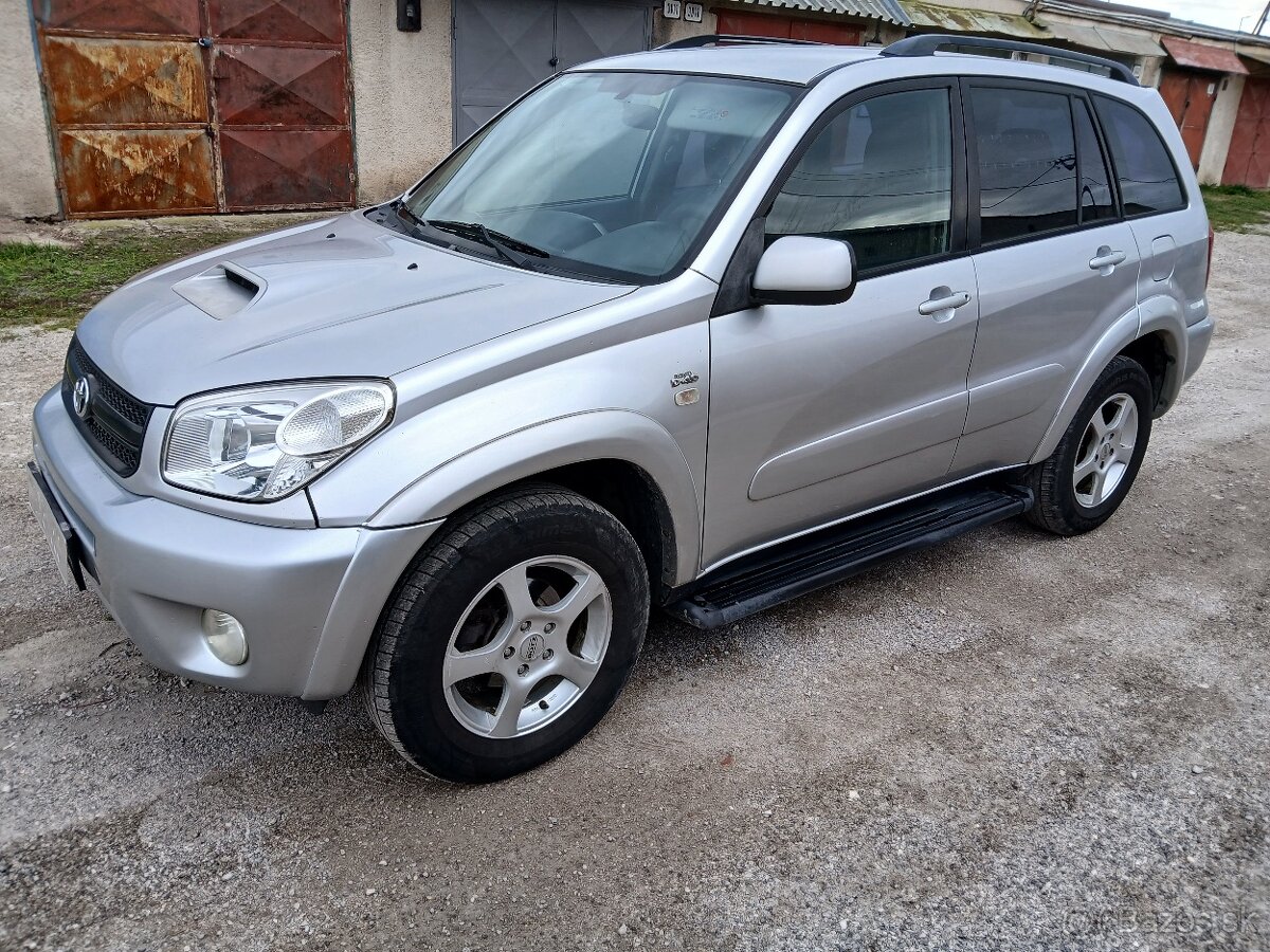 Predám Toyota Rav4 - 2