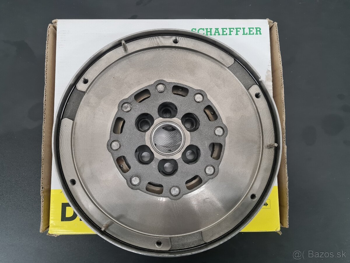 Zotrvačník Alfa Romeo 159 2.4 JTDm - 2