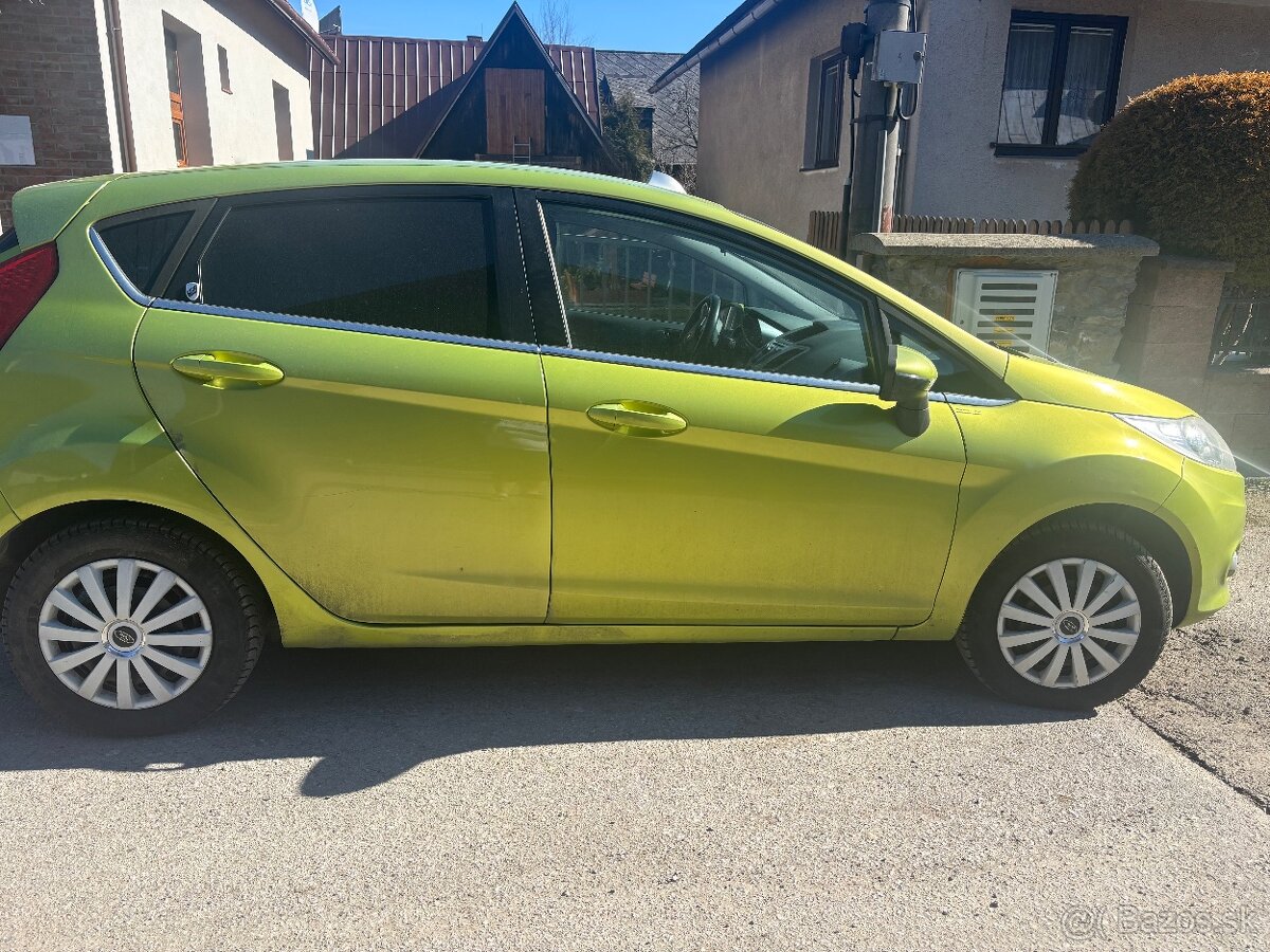 Ford Fiesta - 2