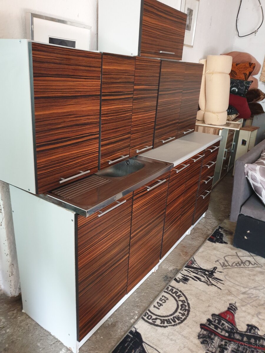 Na Predaj Kuchynska Linka - 2