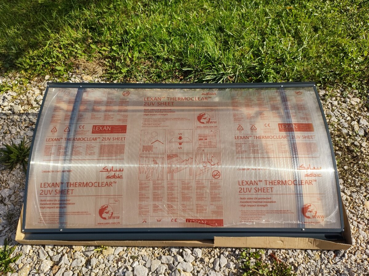 Streška nad vchodové dvere 160x85x28cm - 2