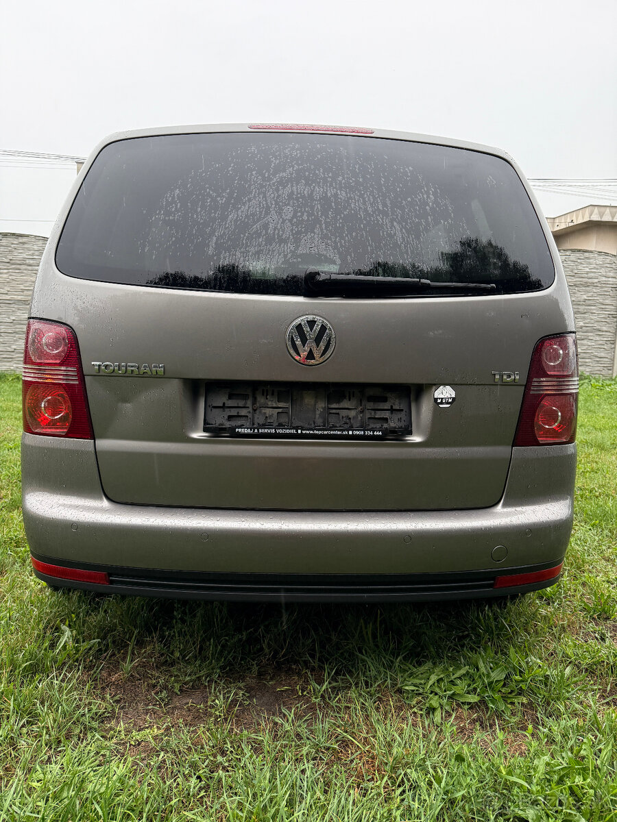 Rozpredam VW Touran 2009 HighLine - 2