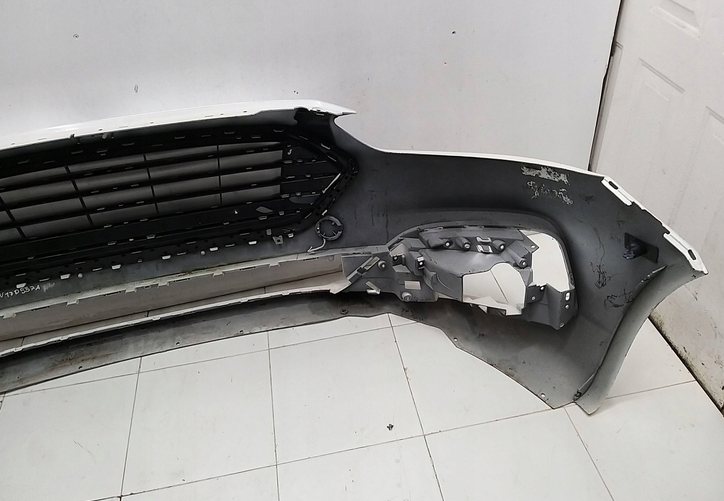 Ford Mondeo Mk5 lift 2019- predný nárazník - 2