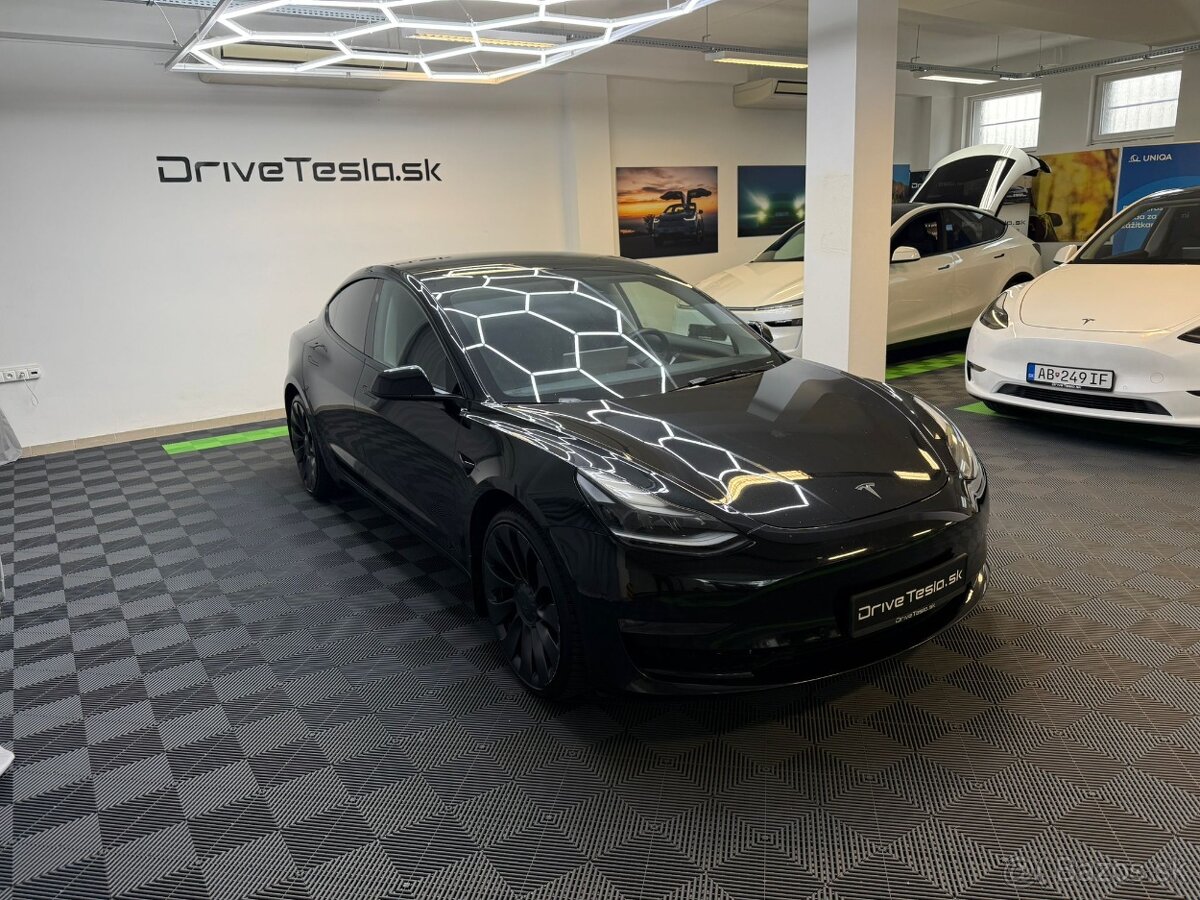 Tesla Model 3 Performance 2022 – Wolfie - 2