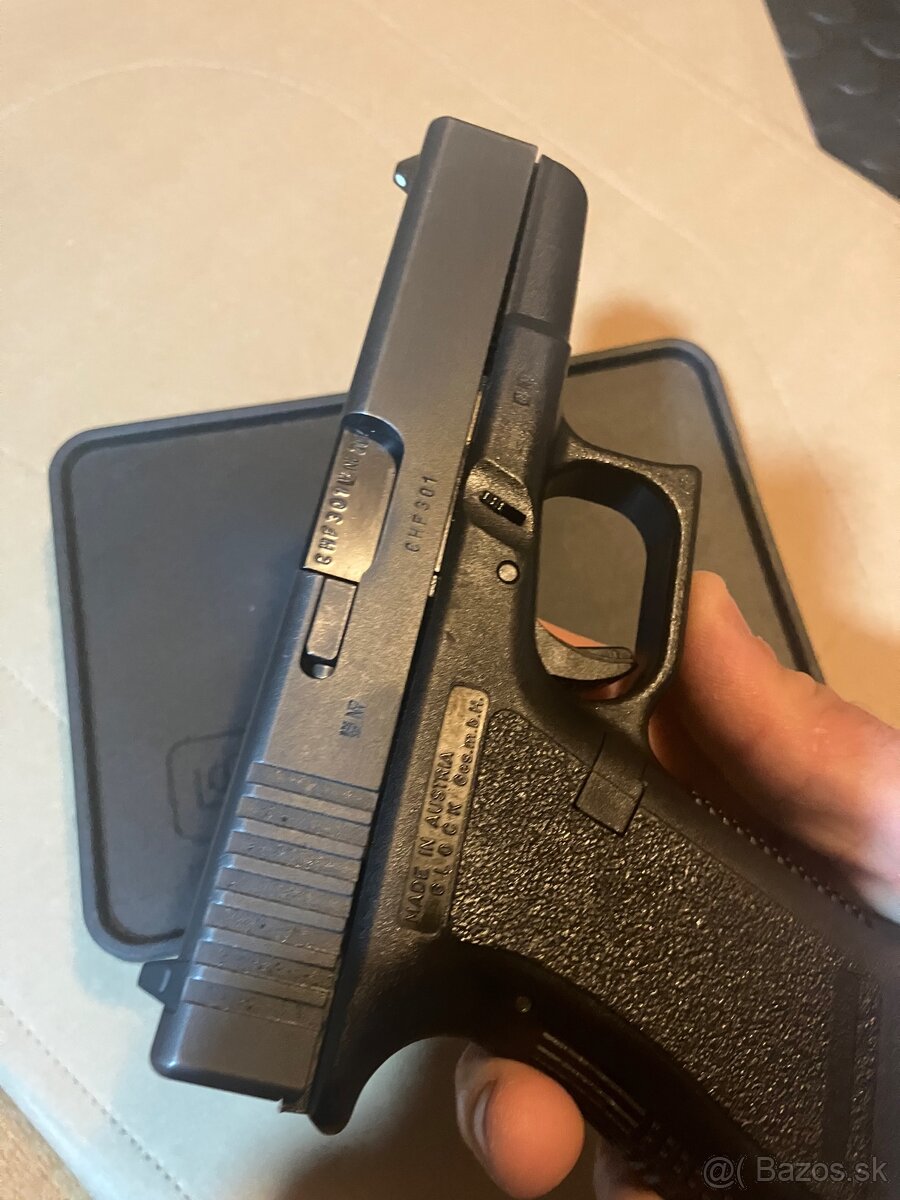 Glock 19 Gen 2 - 2