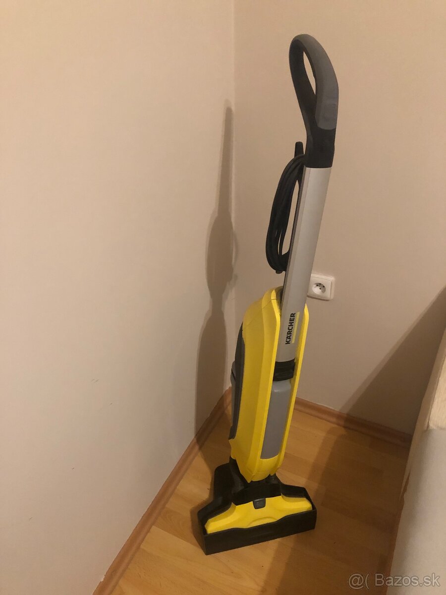 Čistič tvrdých podláh zn Karcher - 2