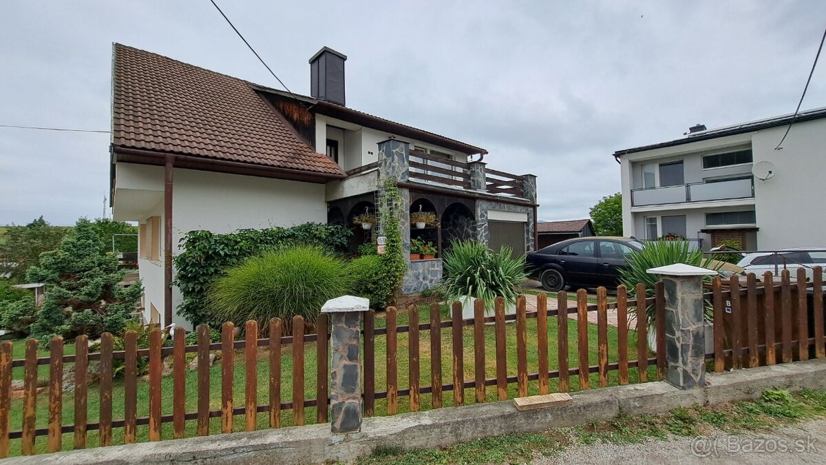 PREDAJ: Rodinný dom 6 izbový, pozemok 717m2, Liptovské Sliač - 2