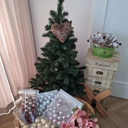 Vianočný stromček, stojany, dekorácie - 2