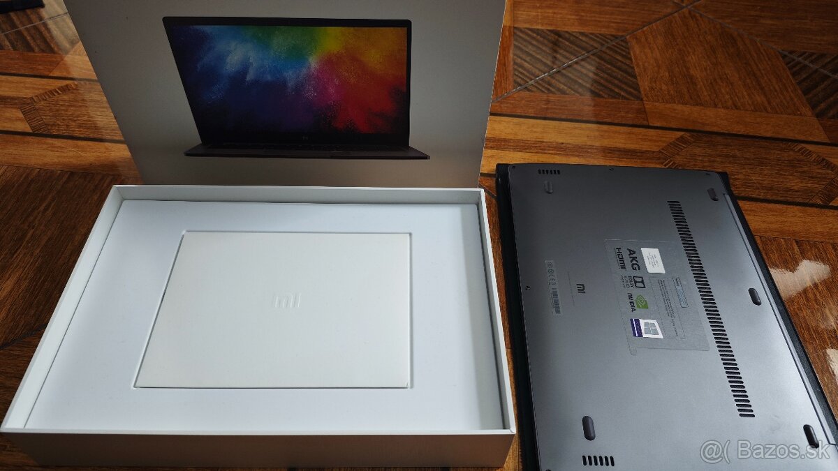 Xiaomi Mi Notebook Air 13.3" (i5-8250U, 8GB RAM) - 2