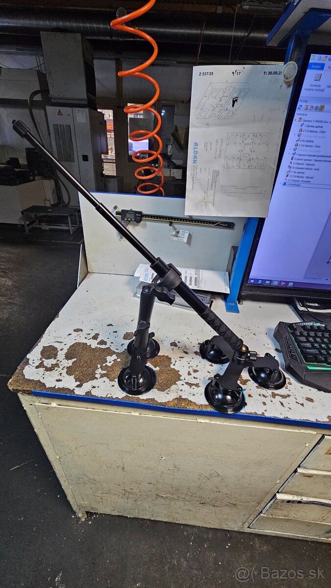 Insta 360 x3 + držiak na auto - 2