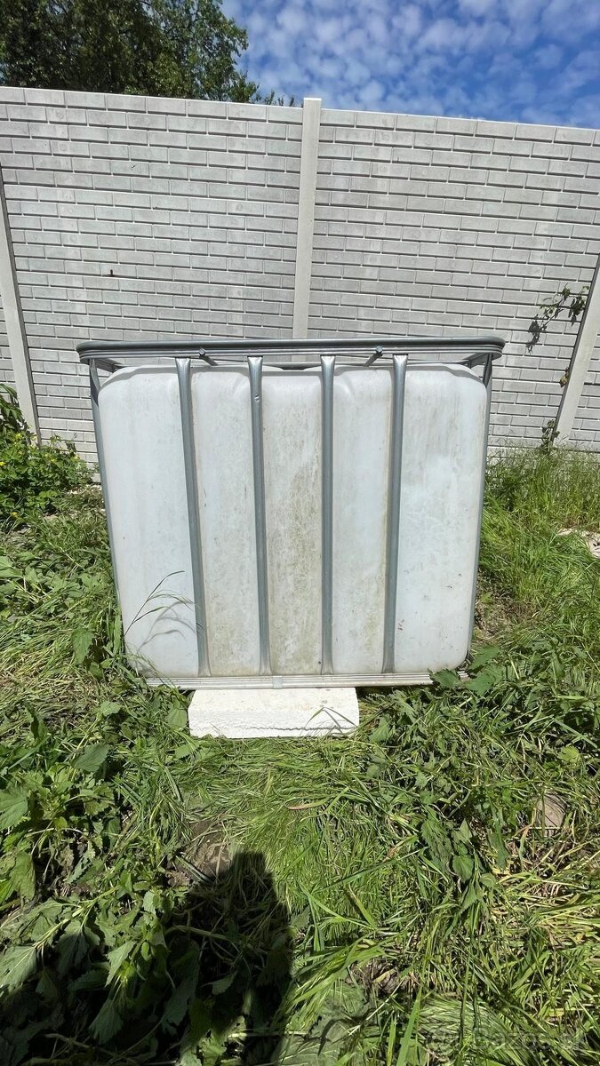 IBC kontajner 1000 L - 2