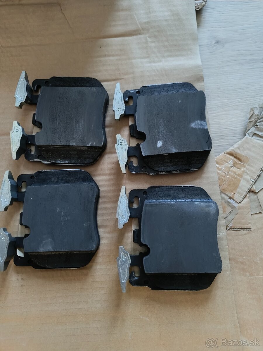 Bmw g31 brzdové doštičky pre M performance vybavu - 2