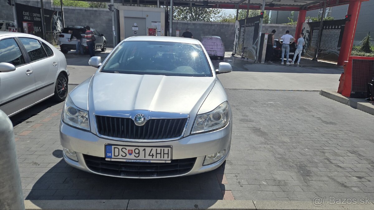 Skoda octavia 2 - 1.4 benzin - 2