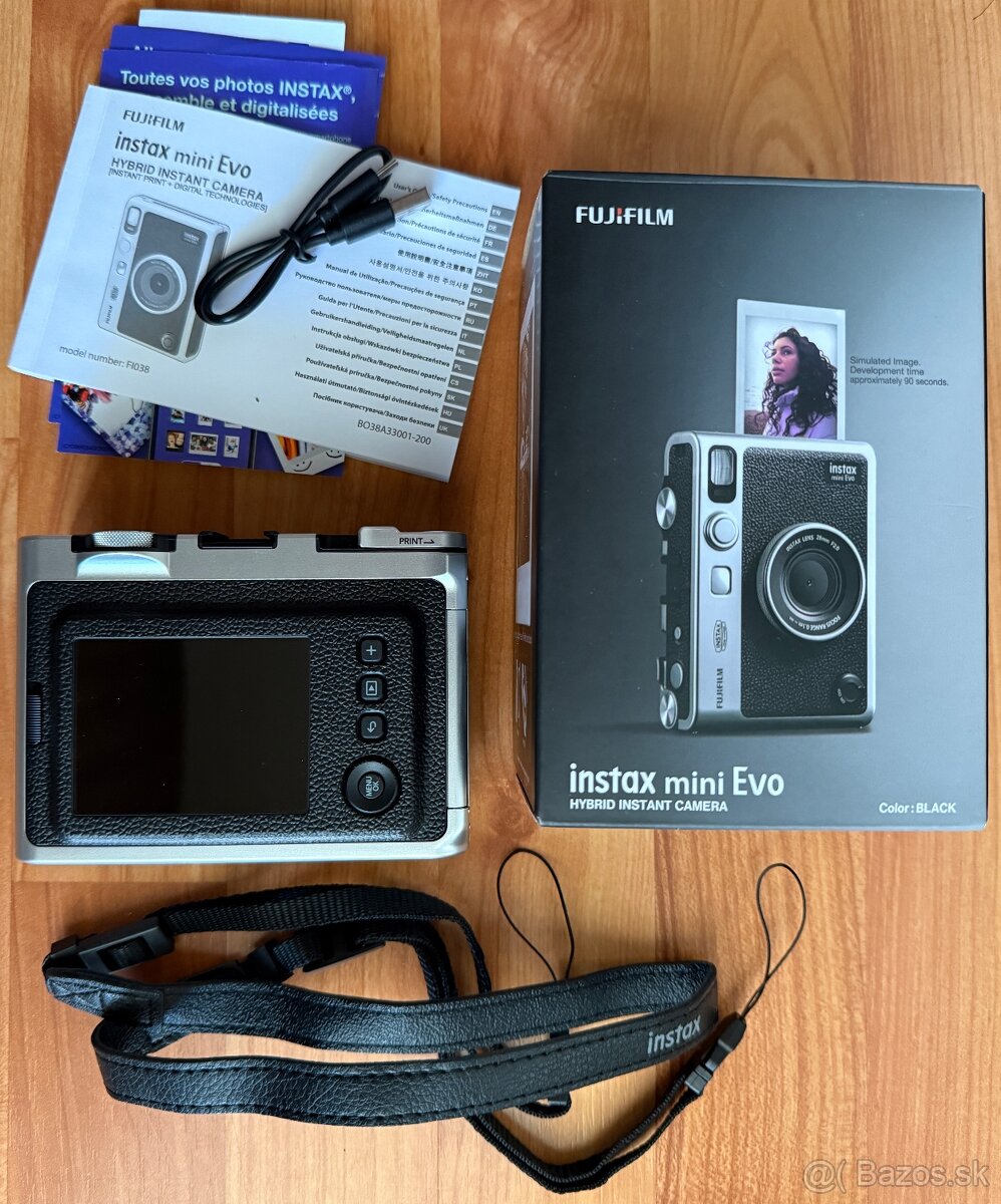 Fujifilm Instax Mini EVO Black - 2