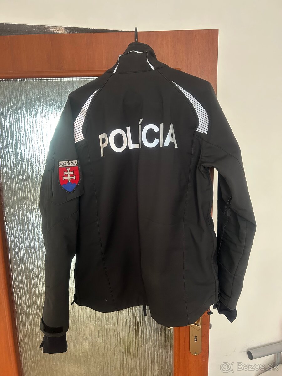 Výstrojné súčiastky polícia - 2
