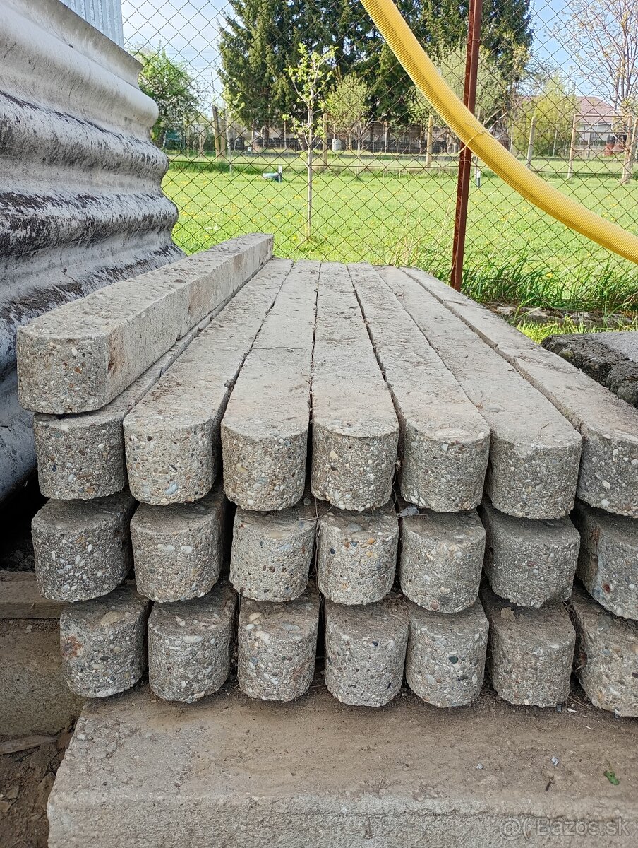 Betónové stĺpy - 2
