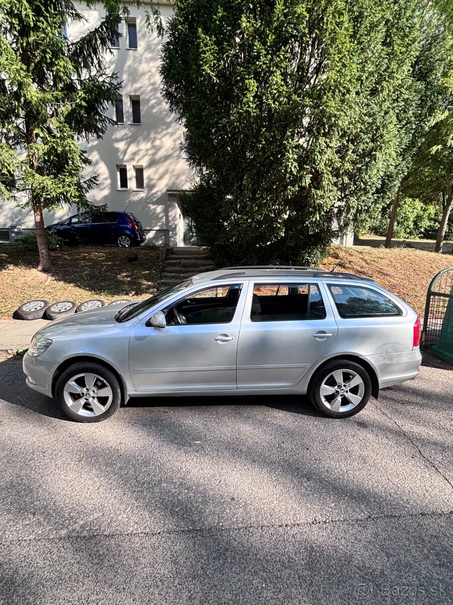 Škoda octavia 2 facelift 1.9tdi 4x4 - 2