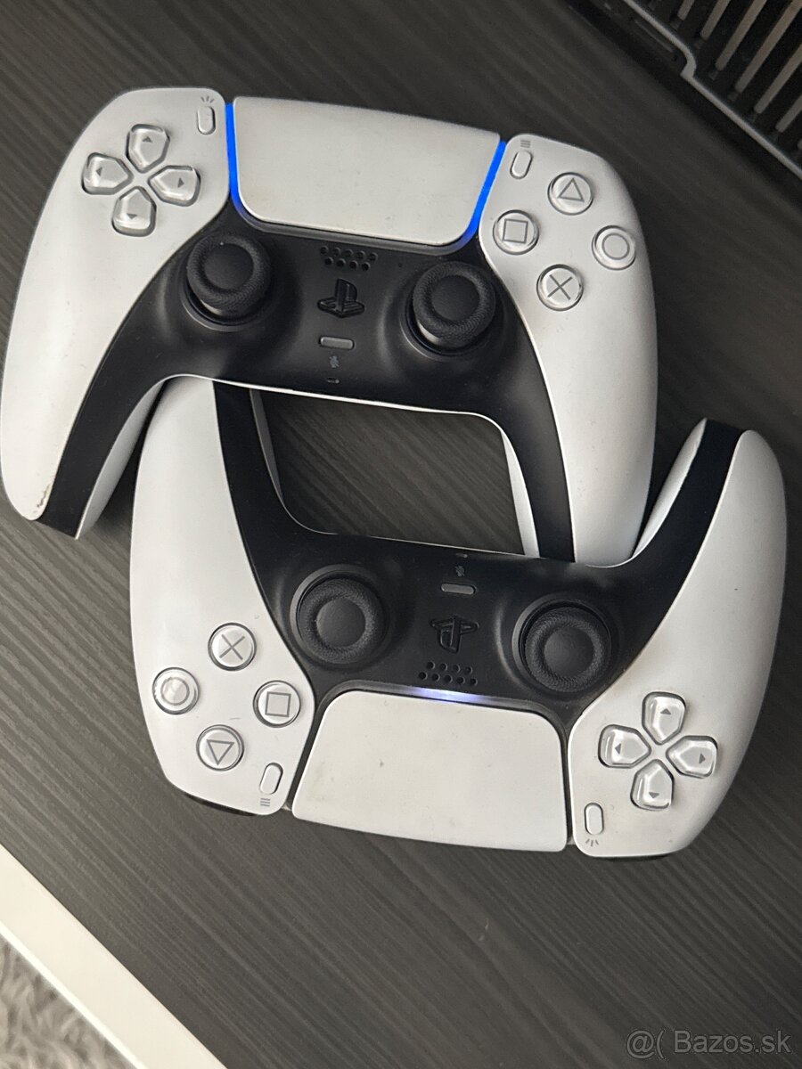 PS5 Digital Edition 825 GB + 2× DualSense + stojan - 2