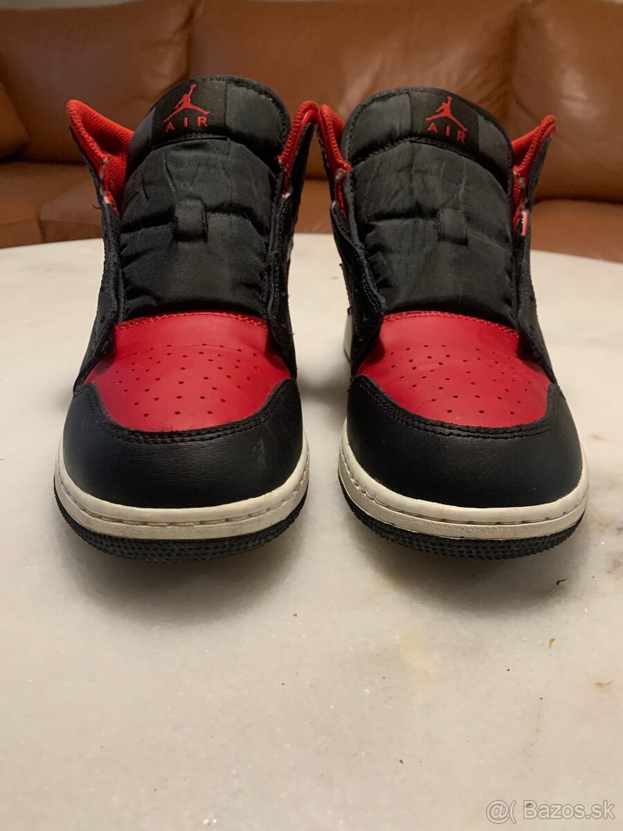 NIKE AIR JORDAN 1 - 2