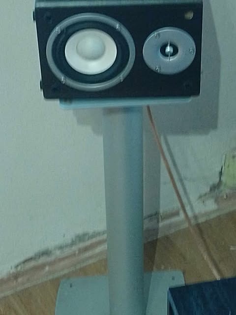 Predam Yamaha RX-V350 Dolby Digital DTS AV Receiver.. - 2