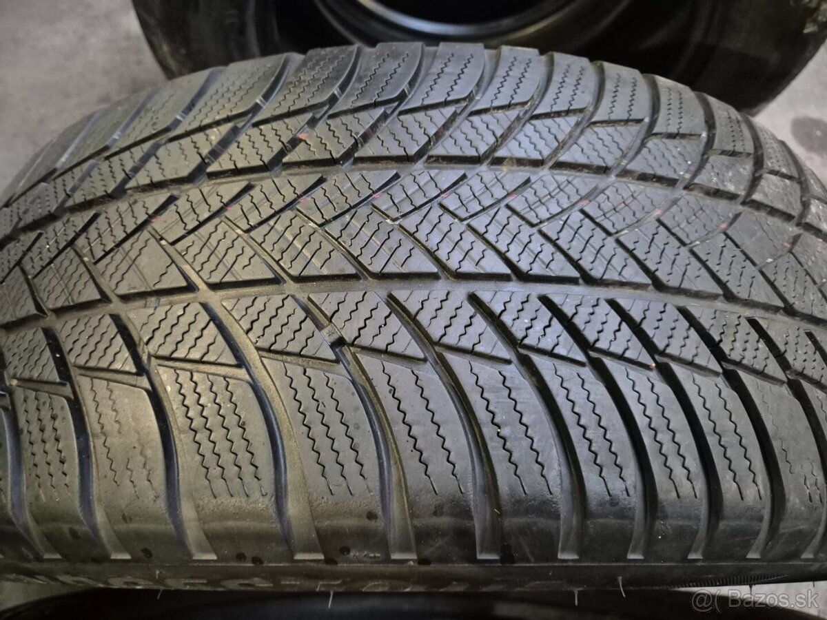 225/55 r18 zimné 2 ks BRIDGESTONE dezén 5,6 mm DOT2020 - 2