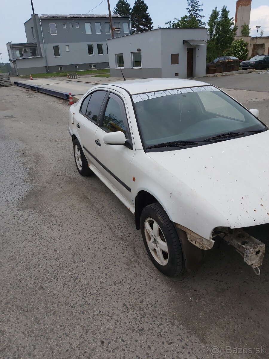 Rozpredám na diely škoda octavia 1 1.6 55kw - 2