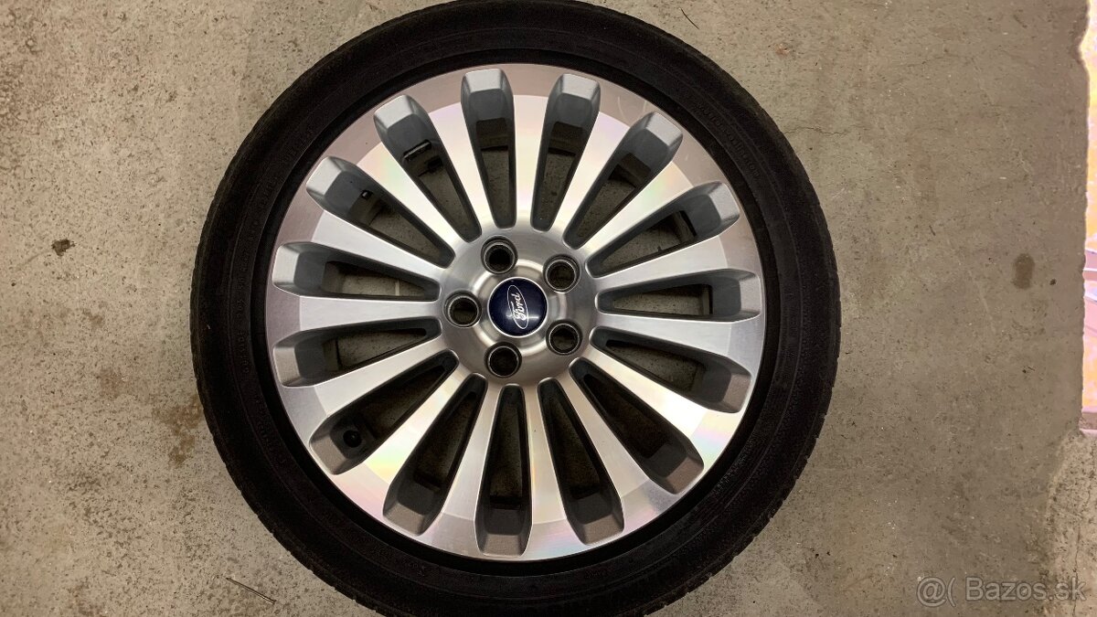 Originál Ford r17 - 2