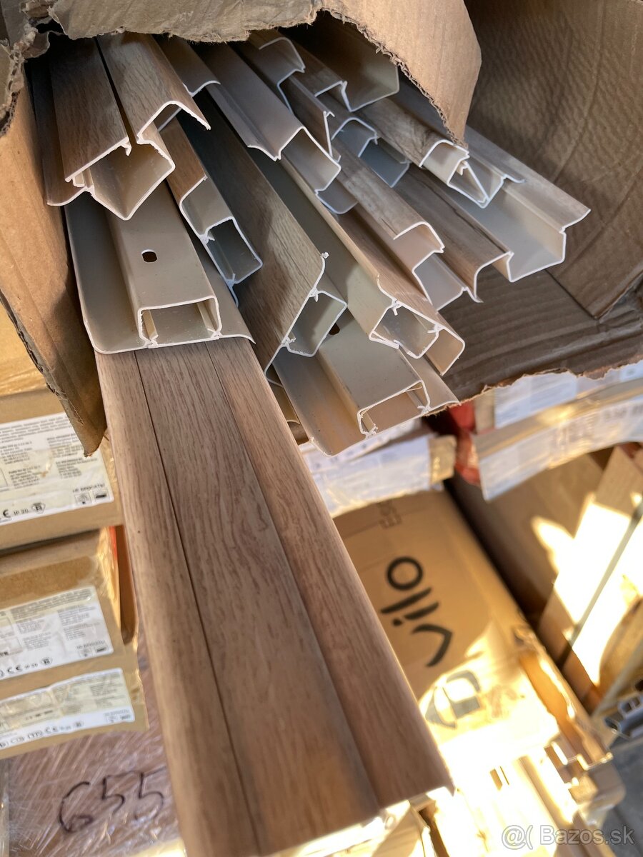 Podlahové lišty 250 cm nové - 2
