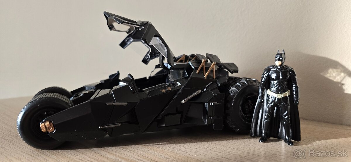 BATMAN JADA kovová kolekcia BATMOBILE, mierka 1:24 - 2