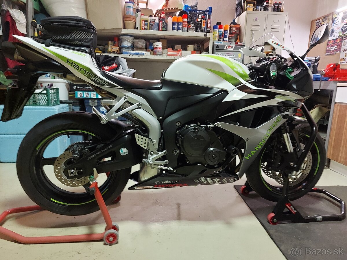 Predám Honda cbr 600rr 2008 - 2