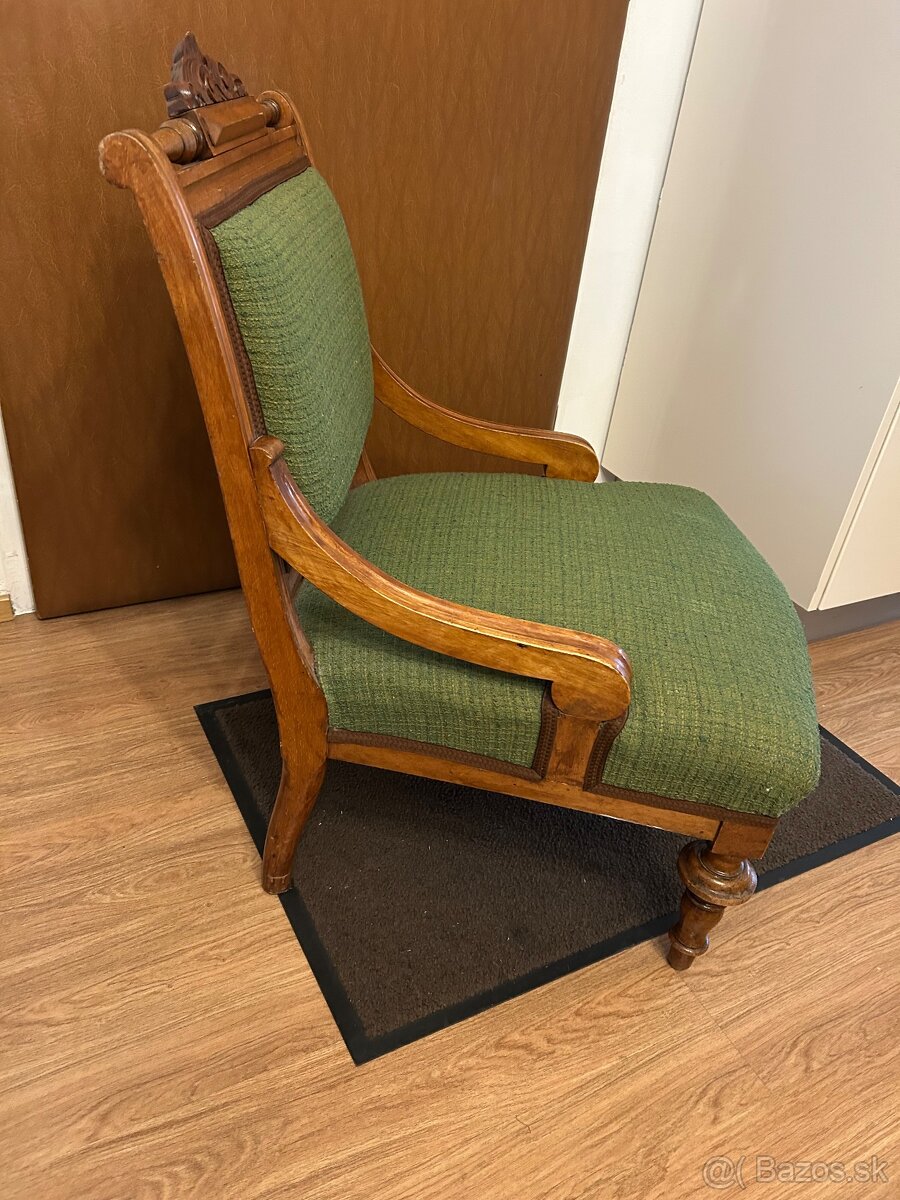 Starožitníctva kreslo - 2