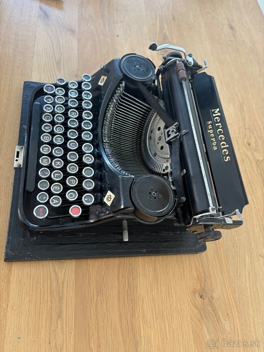 Pisaci stroj Mercedes Superba - 2