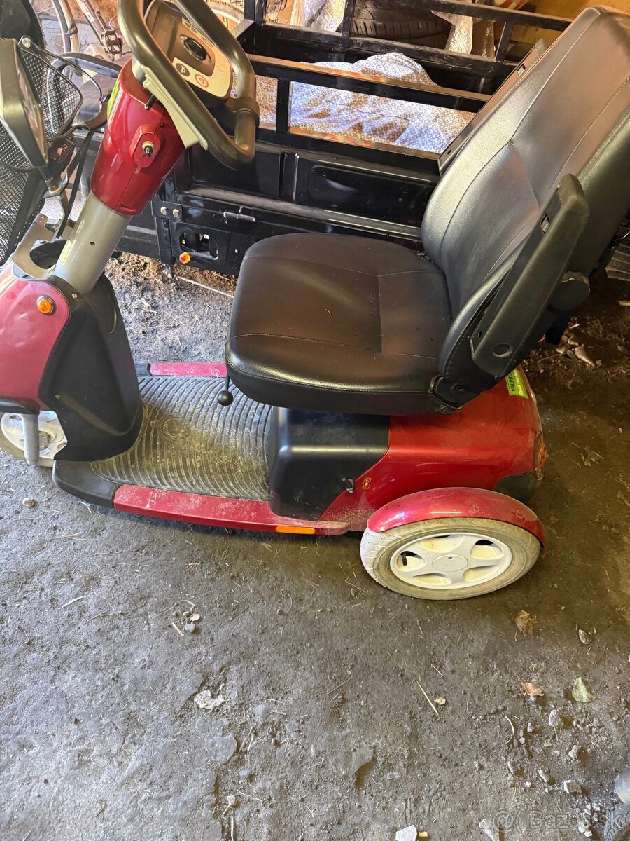 Elektrický invalidný vozík - 2